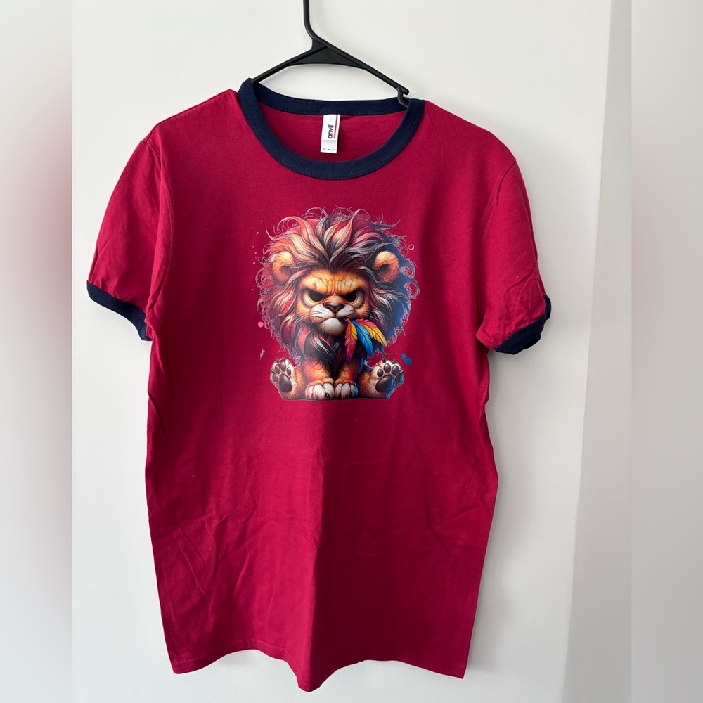 Bold Red Lion handpressed Graphic Tshirt